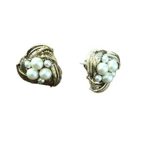 Vintage Gold Tone Faux Pearl Cluster Earrings Leaf Design Jewelry